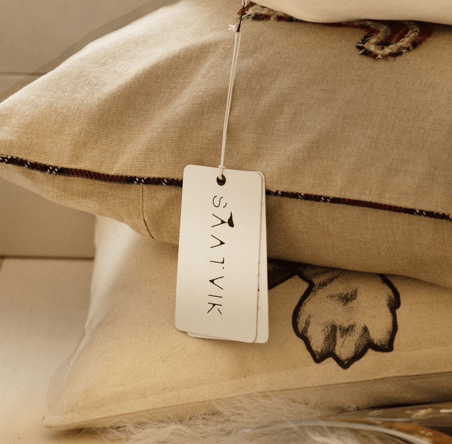 Saatvik hang tag